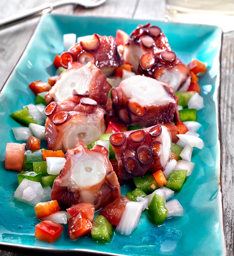 Boiled octopus in salad